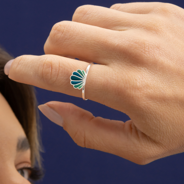 Anel Regulável em Prata 925 Concha do Mar Degradê