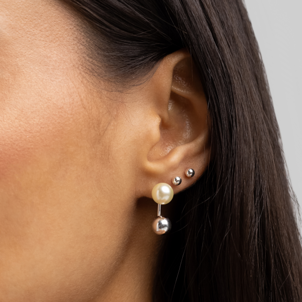 Brinco em Prata 925 Dupla Face com Pérola